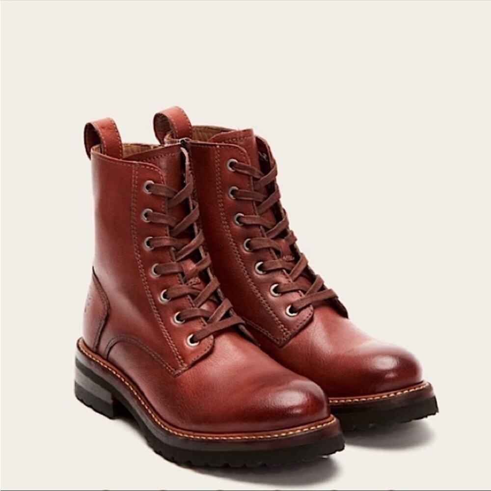 FRYE Ella Moto Lace Up Boots shoes brown zipper in cognac size 6